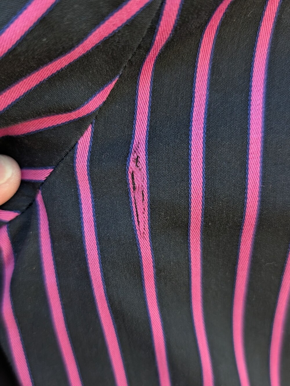 Vintage PINK Thomas Pink Long Sleeve Button Down Shirt - Picture 9 of 10